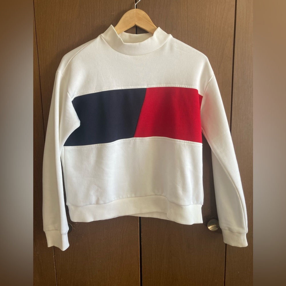 Tommy Hilfiger sweater size xs